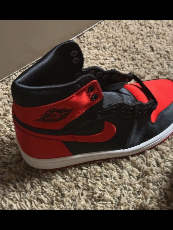 Nike Shoes - Brand new sneakers woman a 7